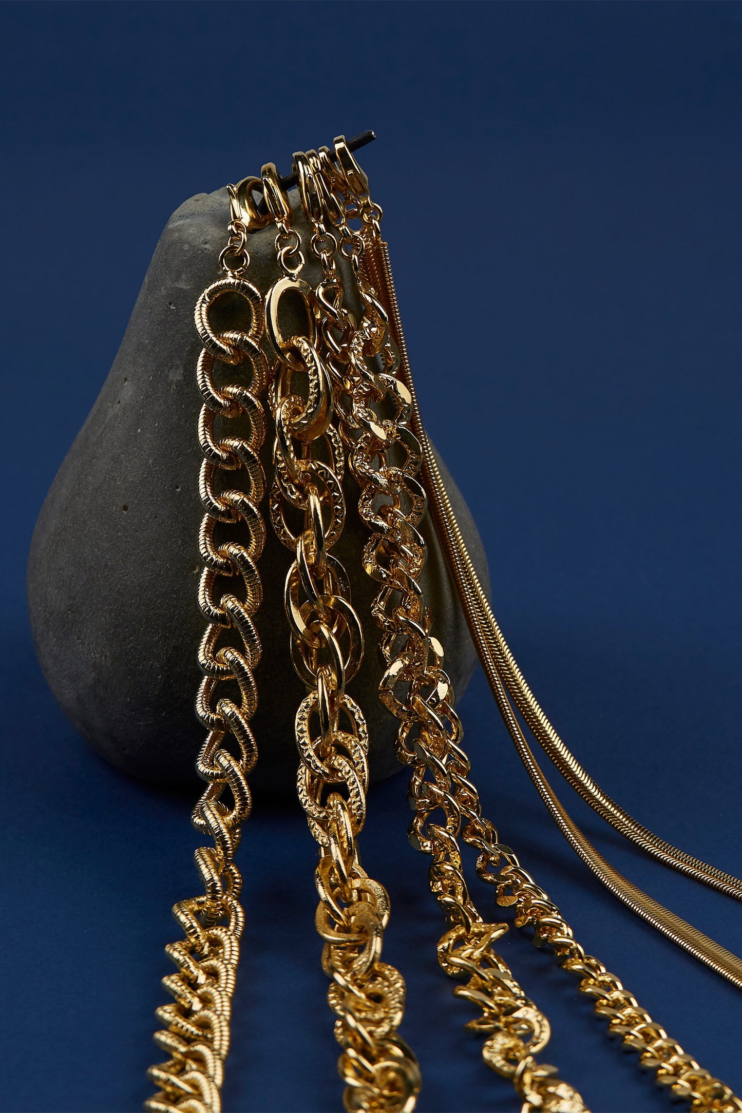 Interlink Chain Textured Necklace 
