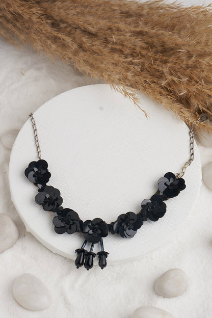Sequin Embellished Choker Set 