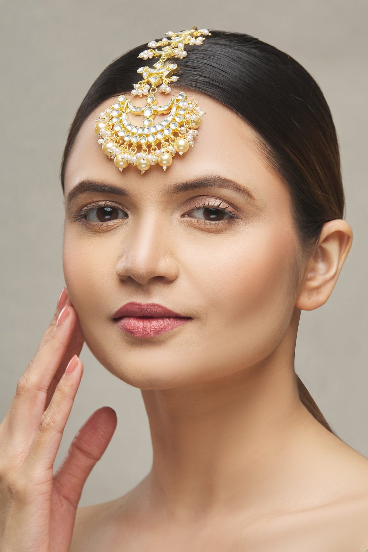 Kundan Tiered Maangtikka 