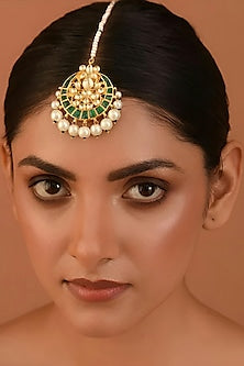 Gold Finish Maangtikka With Kundan Polki & Pearls