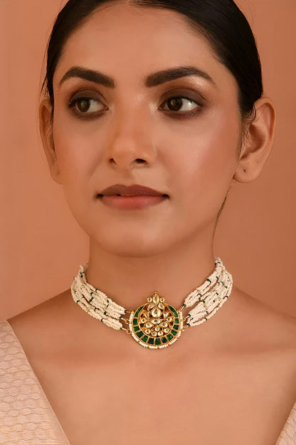 Gold Finish Kundan Choker Necklace