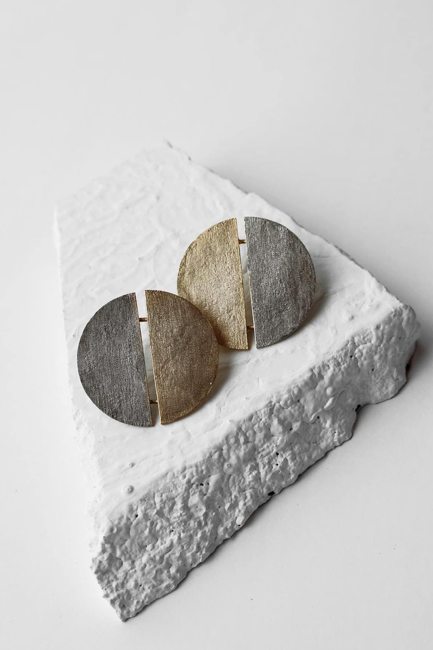 Circular Studs 