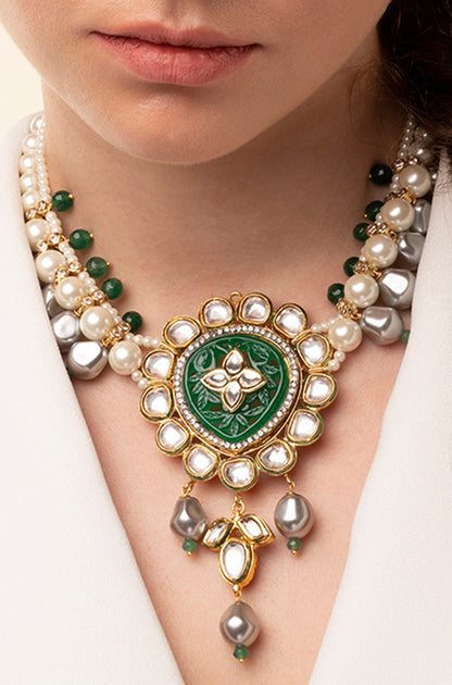 Multicolour Pearl Necklace