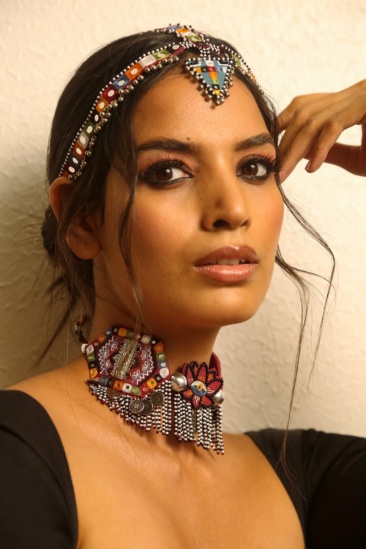 Maroon Choker Necklace With Dyed Beads
