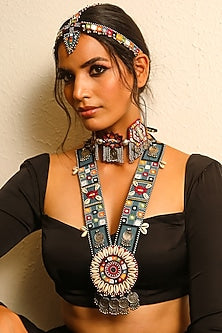 Multi-Colored Long Necklace With Multi-Colored Mirrors