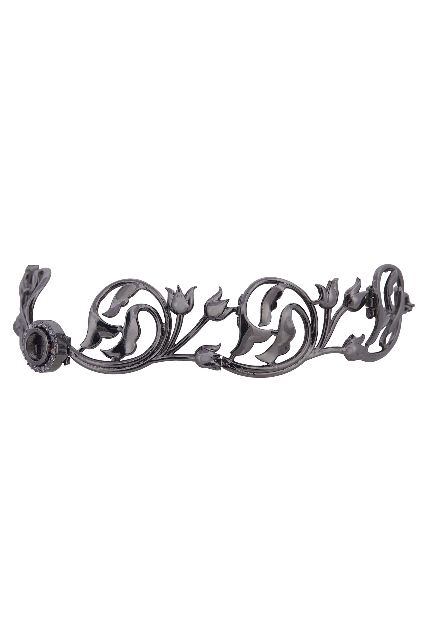 Handcrafted Carved Pendant Choker 