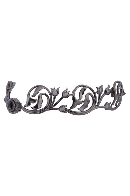 Handcrafted Carved Pendant Choker 