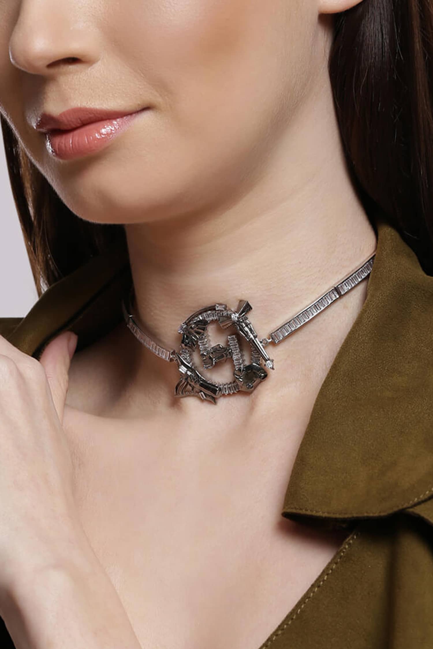 Crystal Pendant Choker 