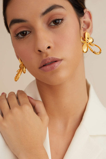 Poppi Tuberose Stud Earrings 