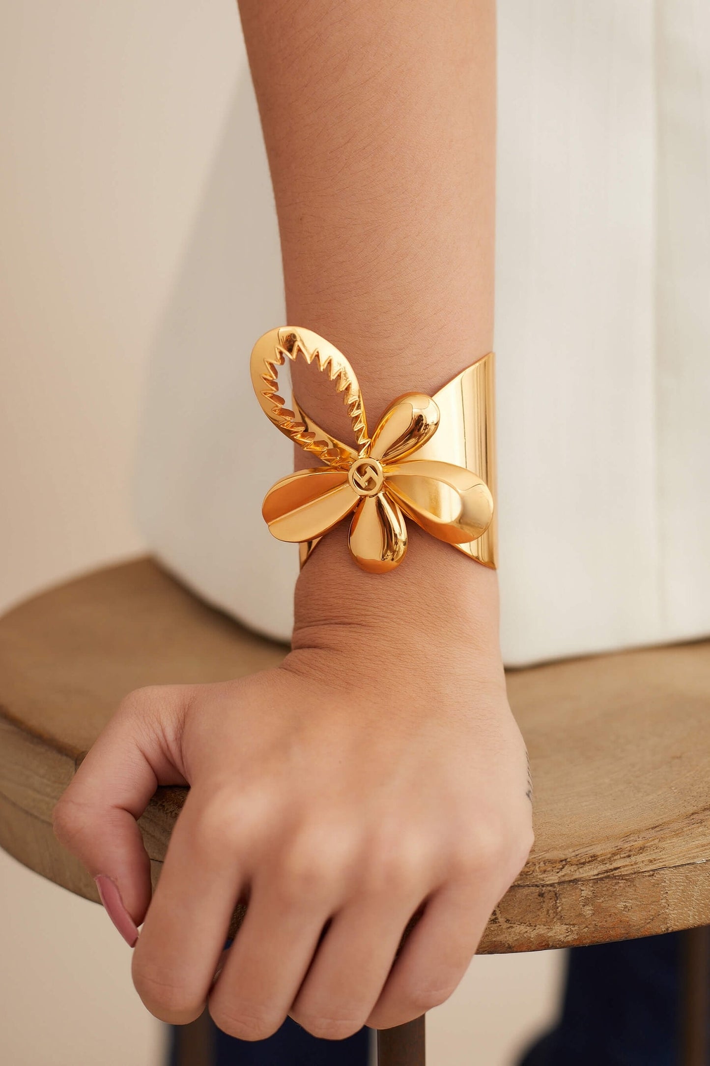Poppi Tuberose Cuff 