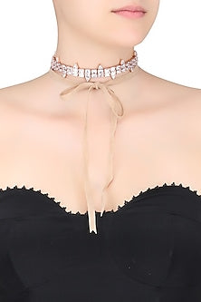 Lily White Choker
