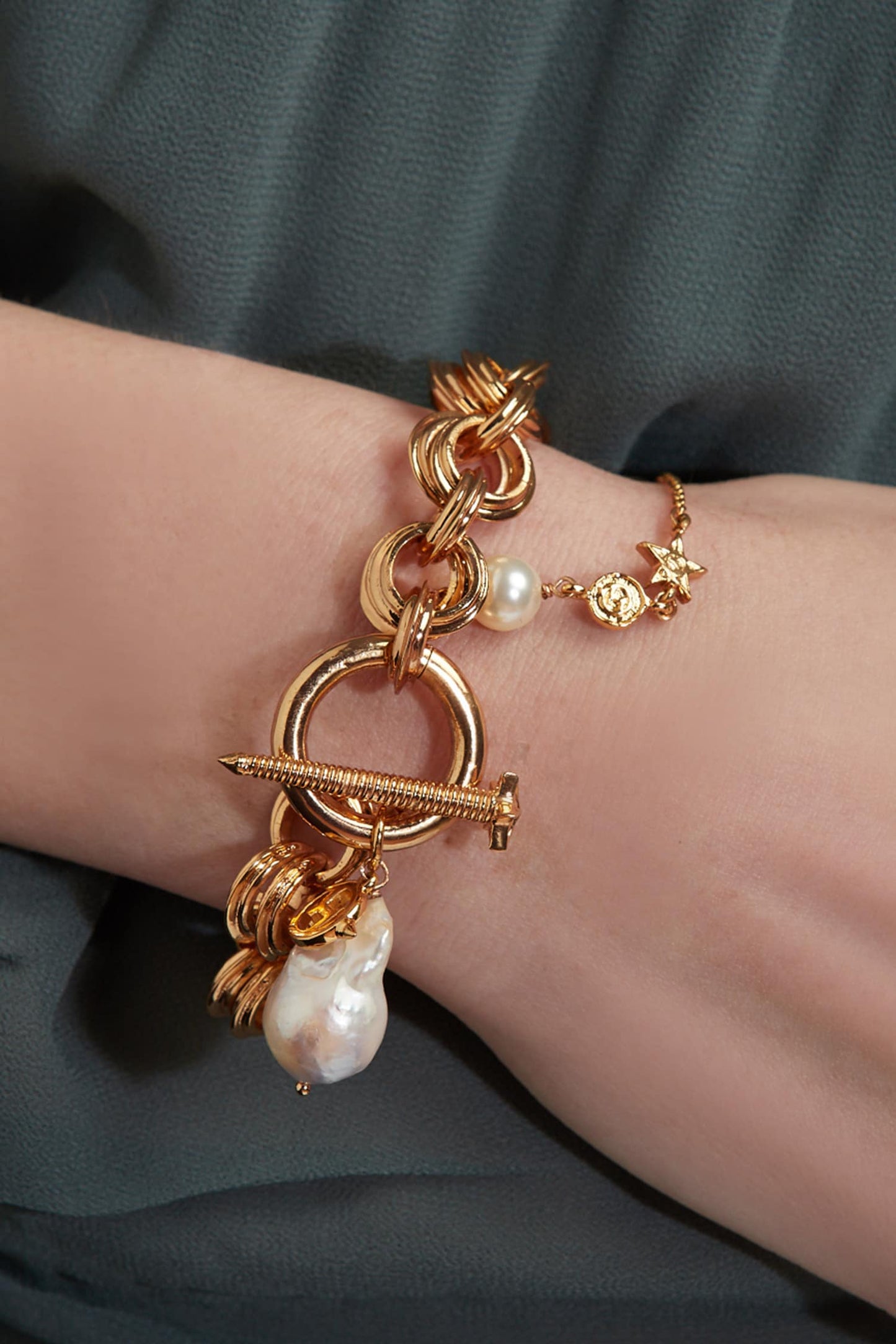 Interlink Celeste Bead Bracelet 