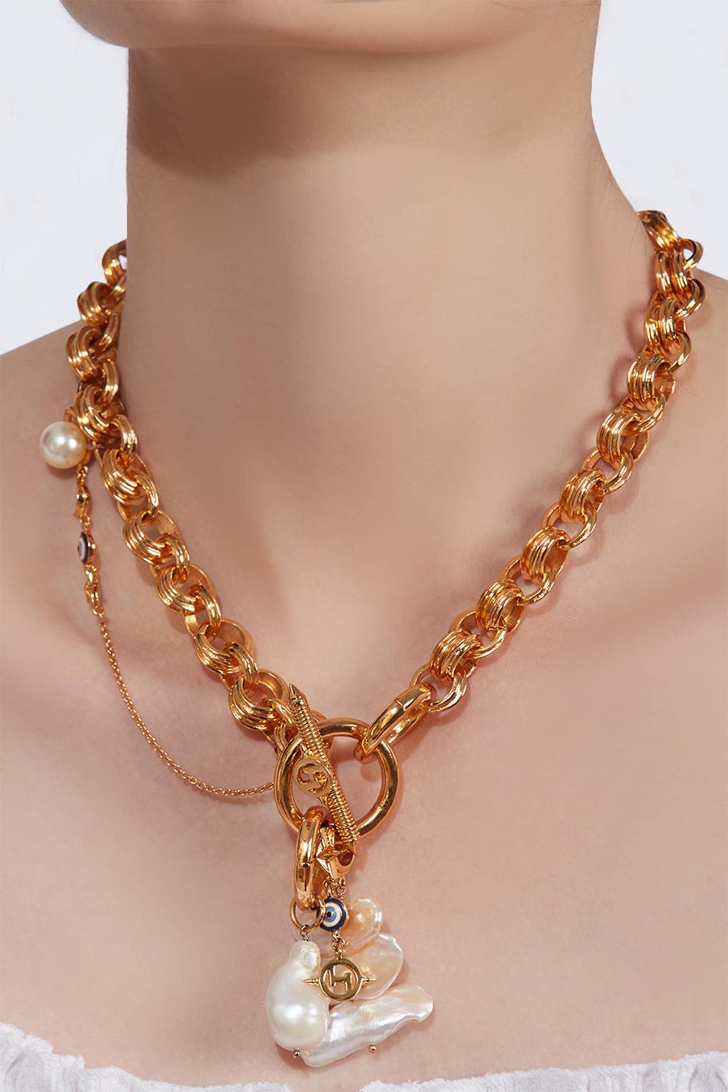 Celeste Bead Pendant Necklace 