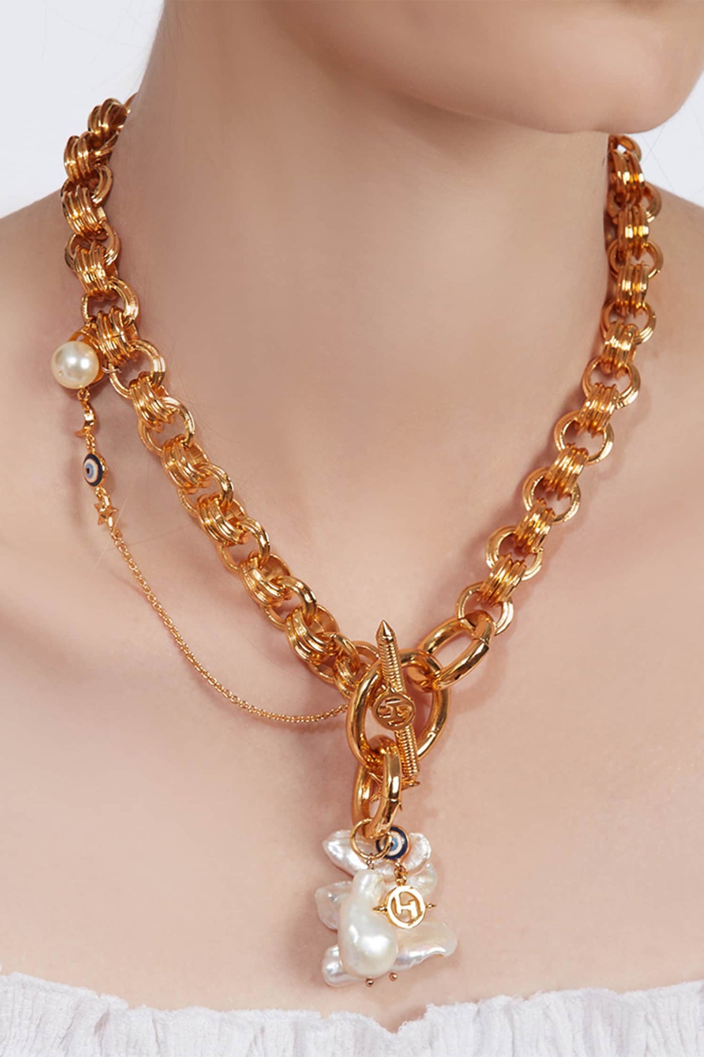 Celeste Bead Pendant Necklace 