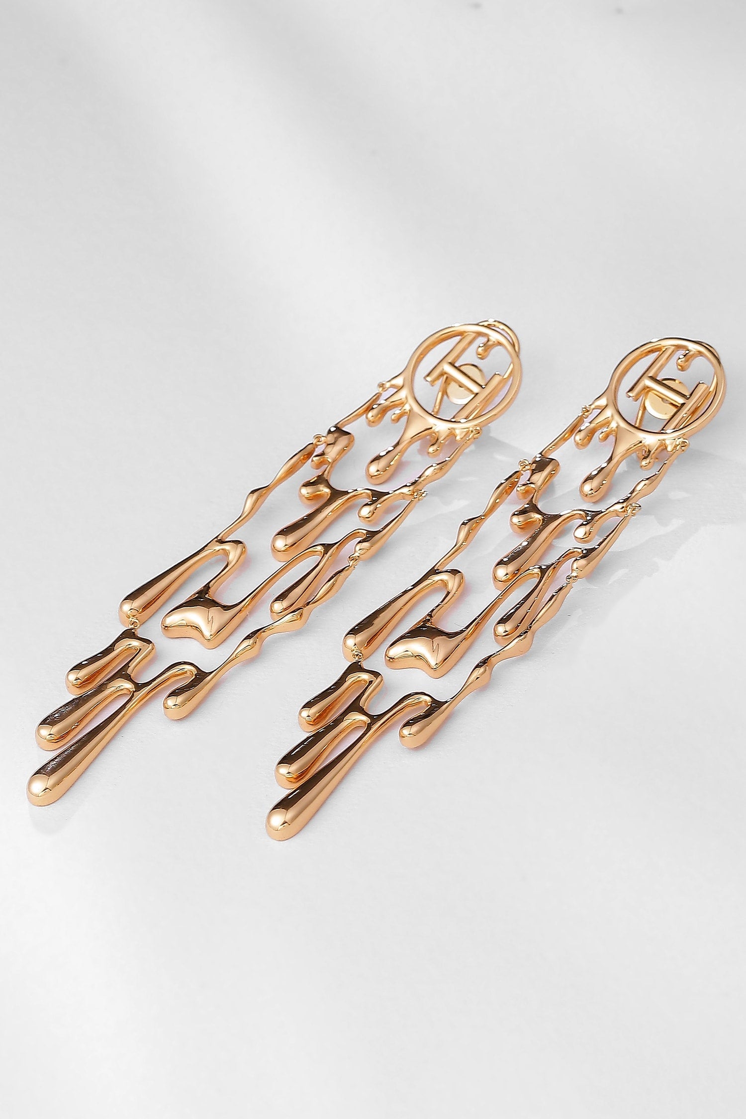 Drip OH Free Fall Earrings 