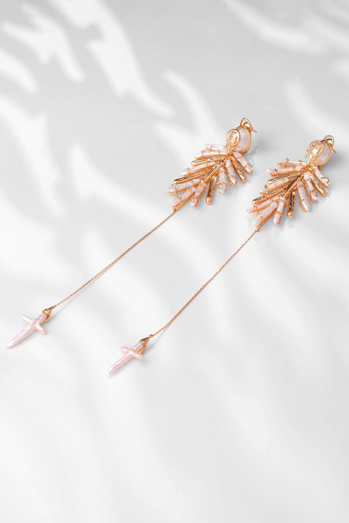 Drip OH River Rose Shoulder Grazers 