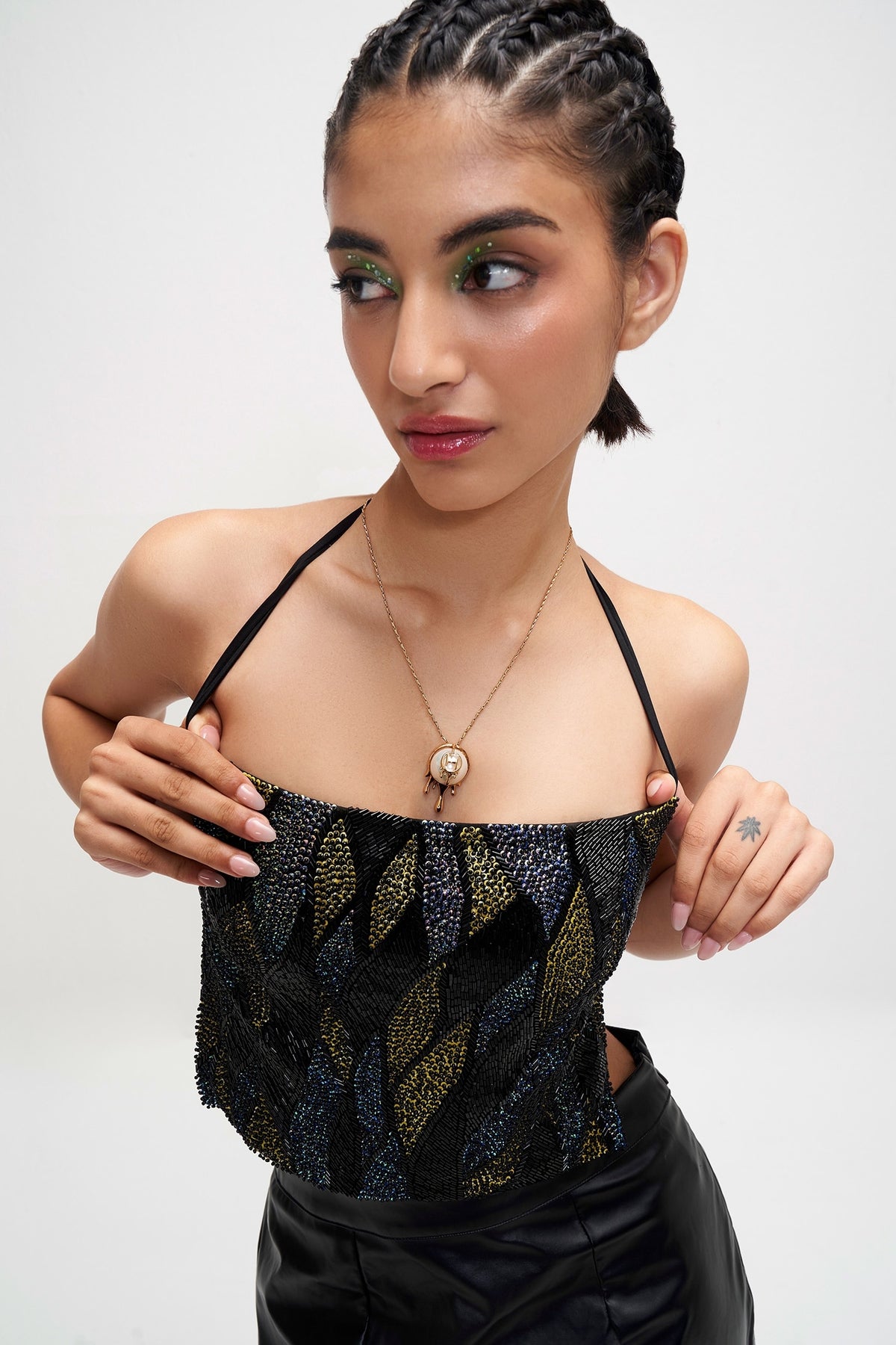 Drip OH Palescent Pearl Pendant Necklace 