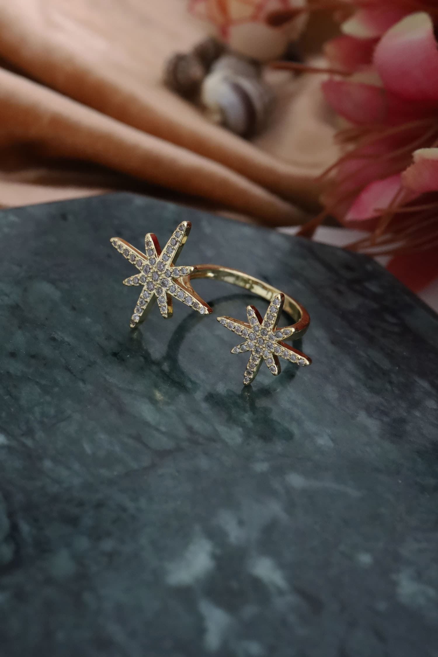 Zircon Studded Ring 