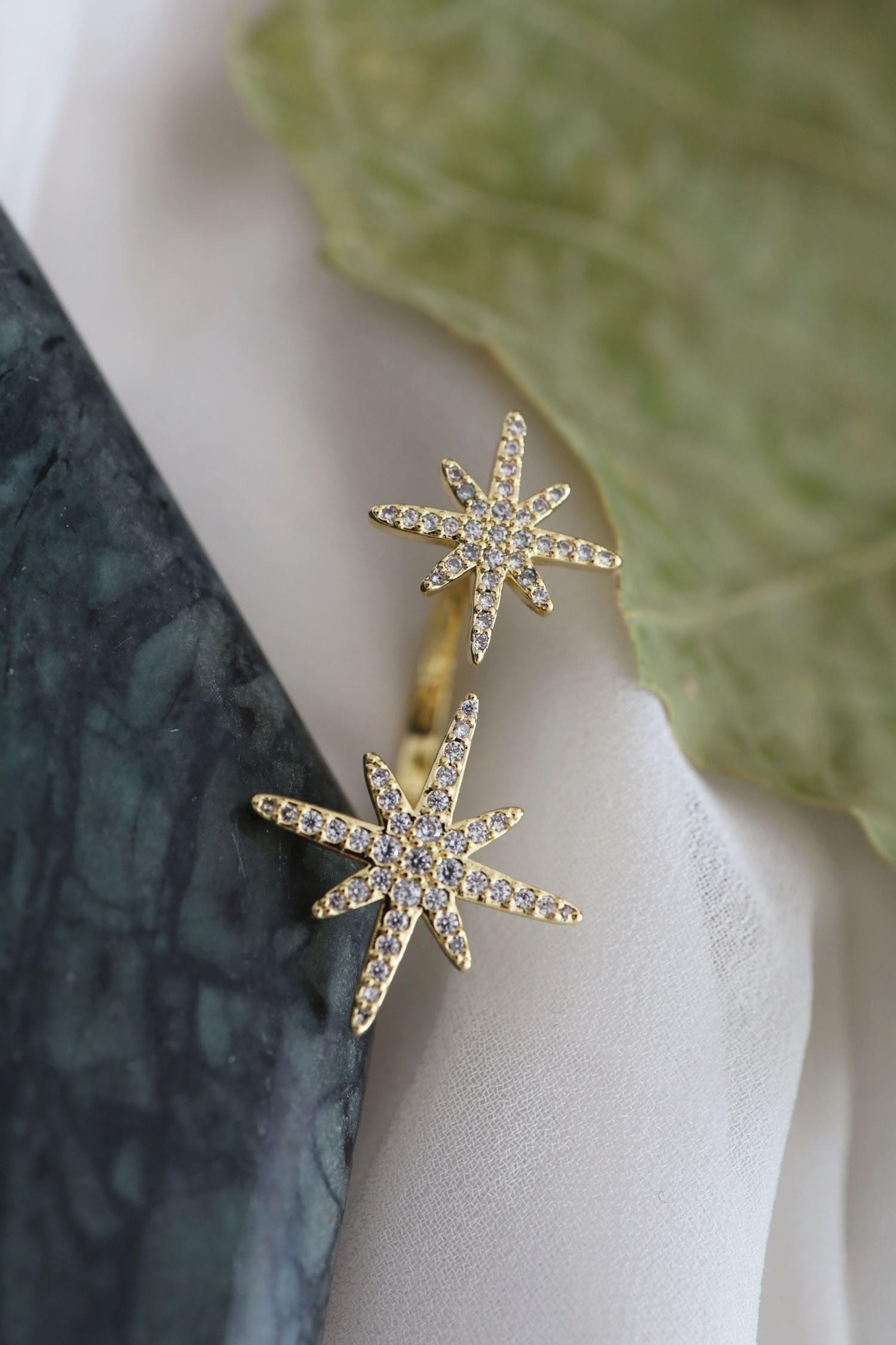 Zircon Studded Ring 