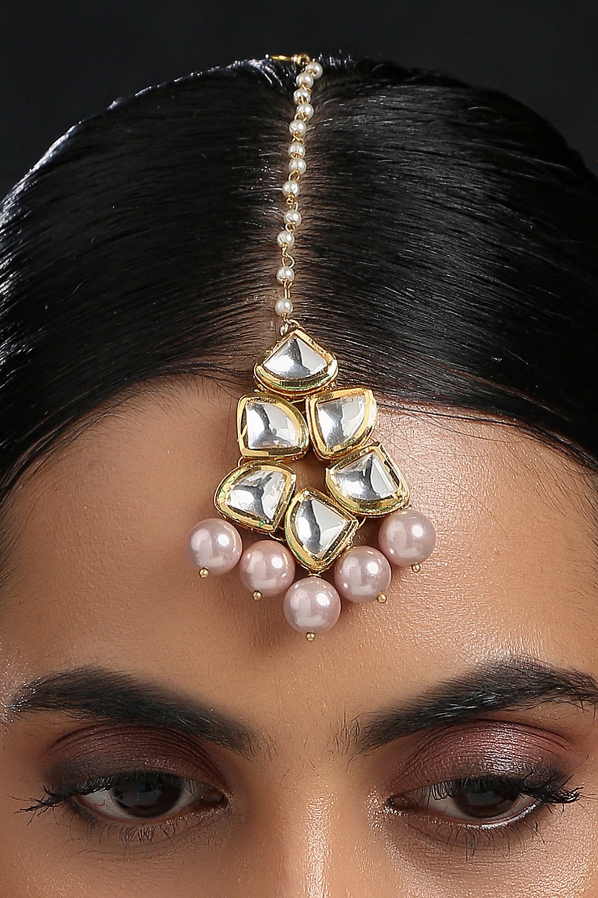 Floral Kundan Maangtikka 
