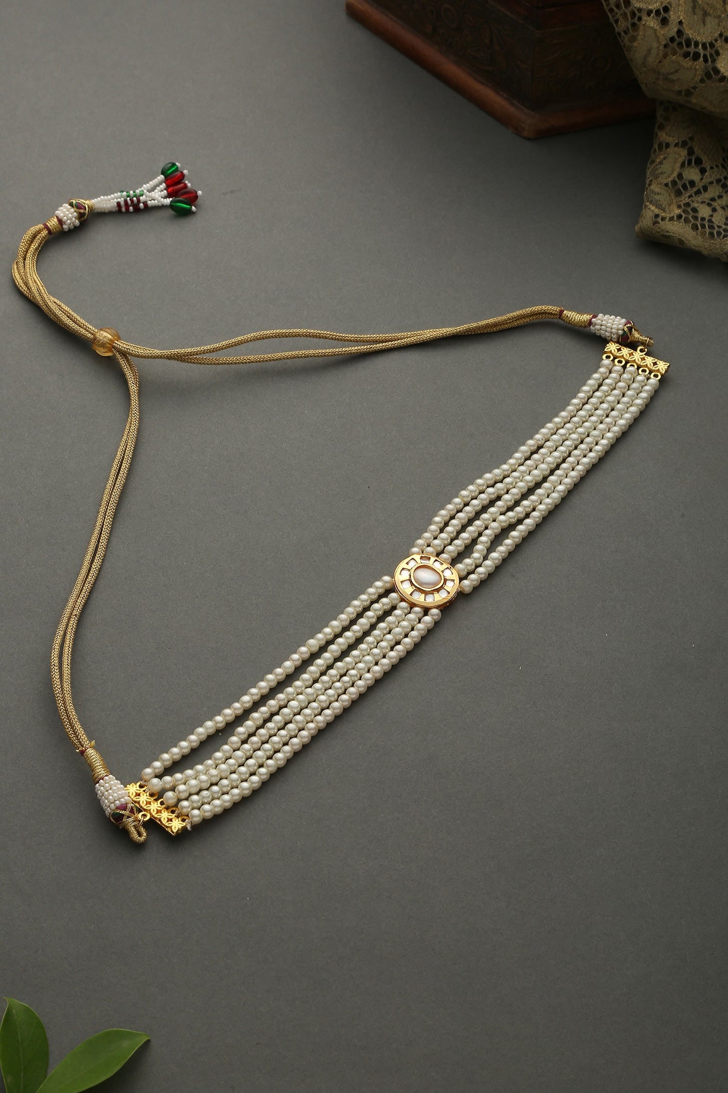 Kundan Choker 