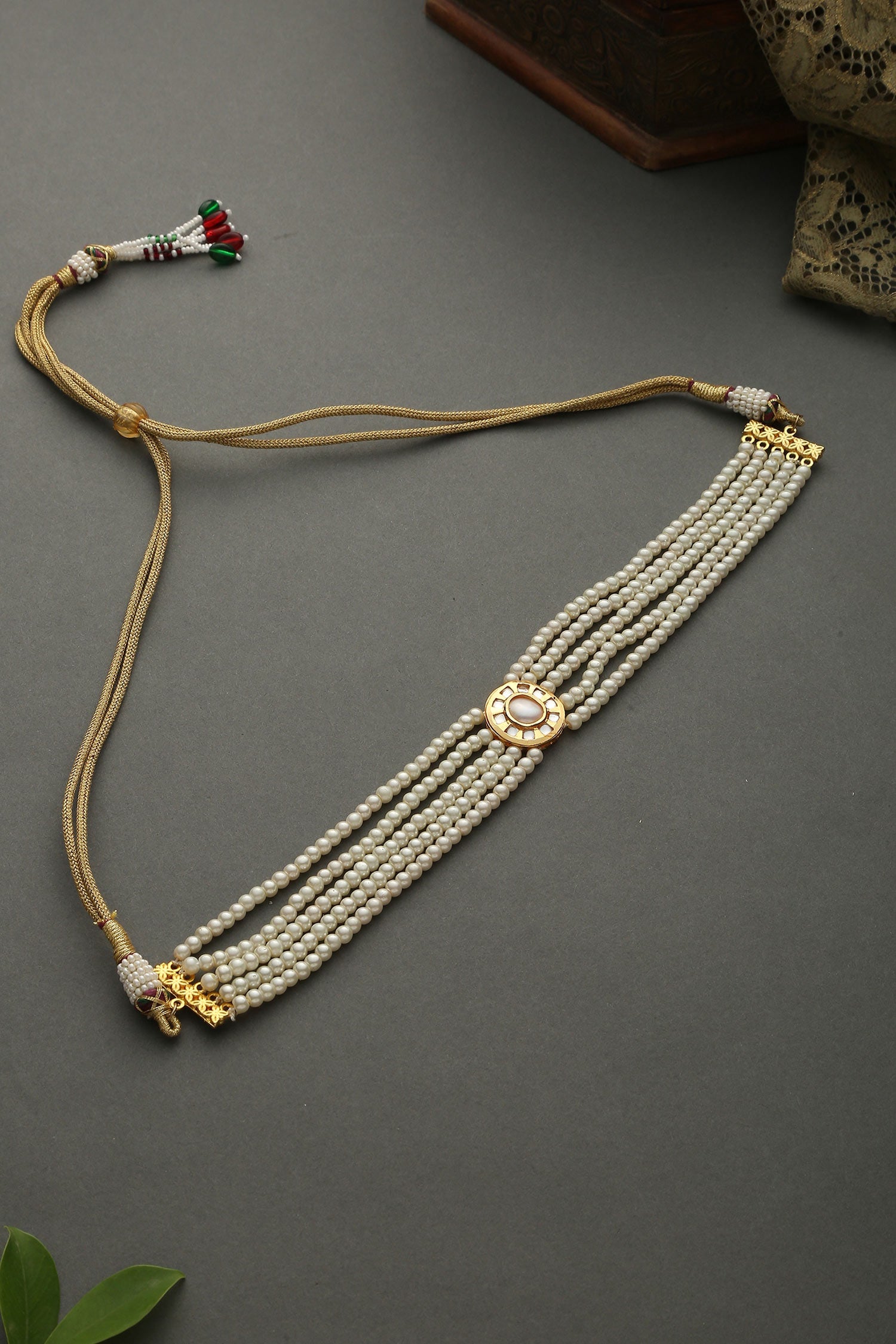 Kundan Choker 