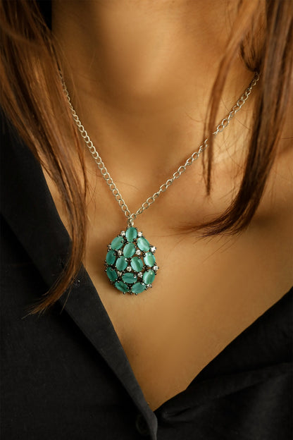 Stone Pendant Necklace 