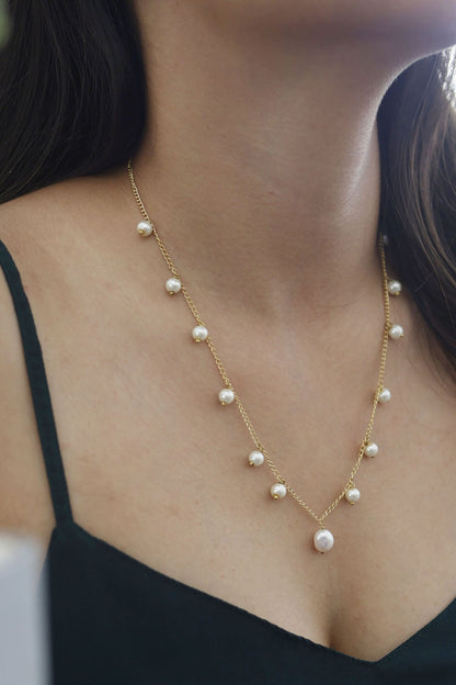 Gold Pearl Embellished Chain Necklace 