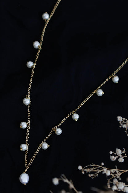 Gold Pearl Embellished Chain Necklace 