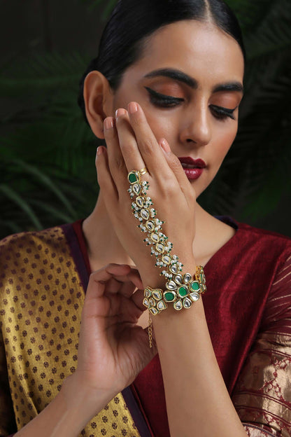 Kundan Hathphool 