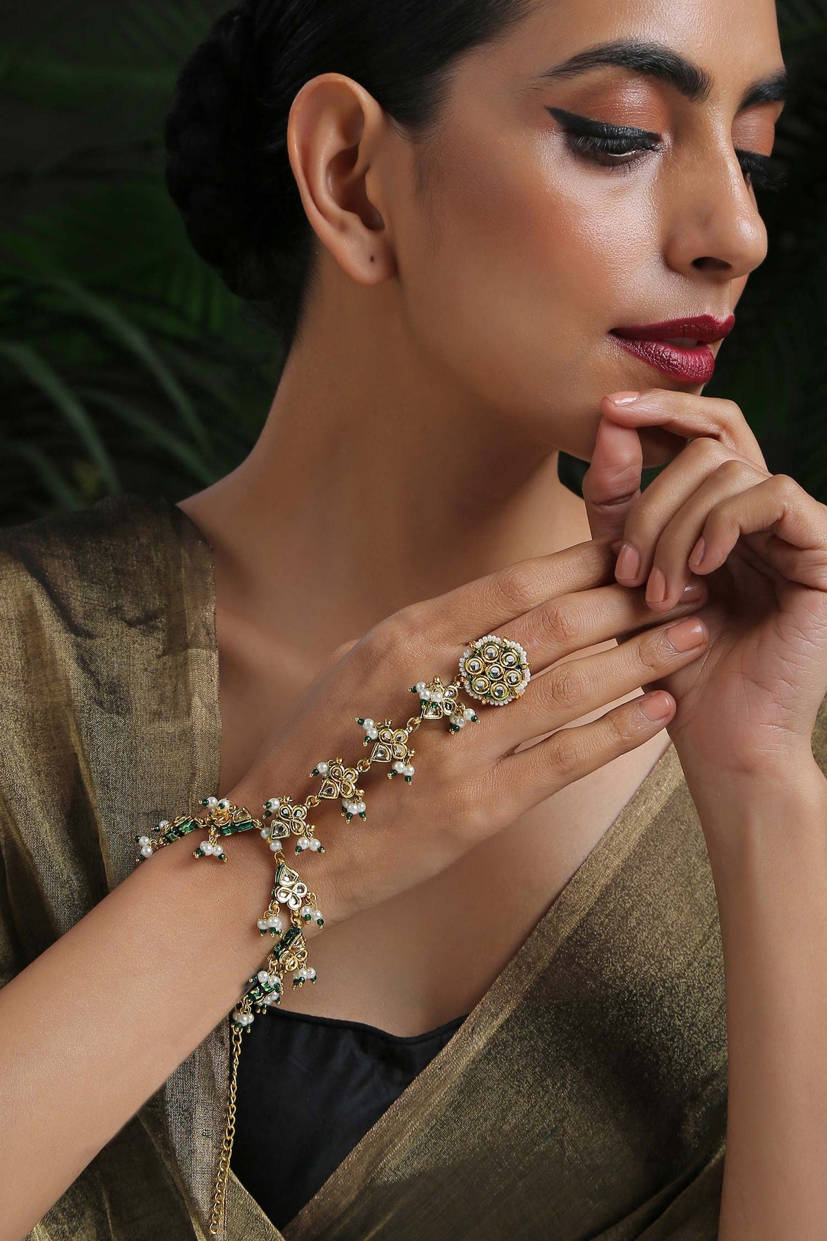 Kundan Hathphool 