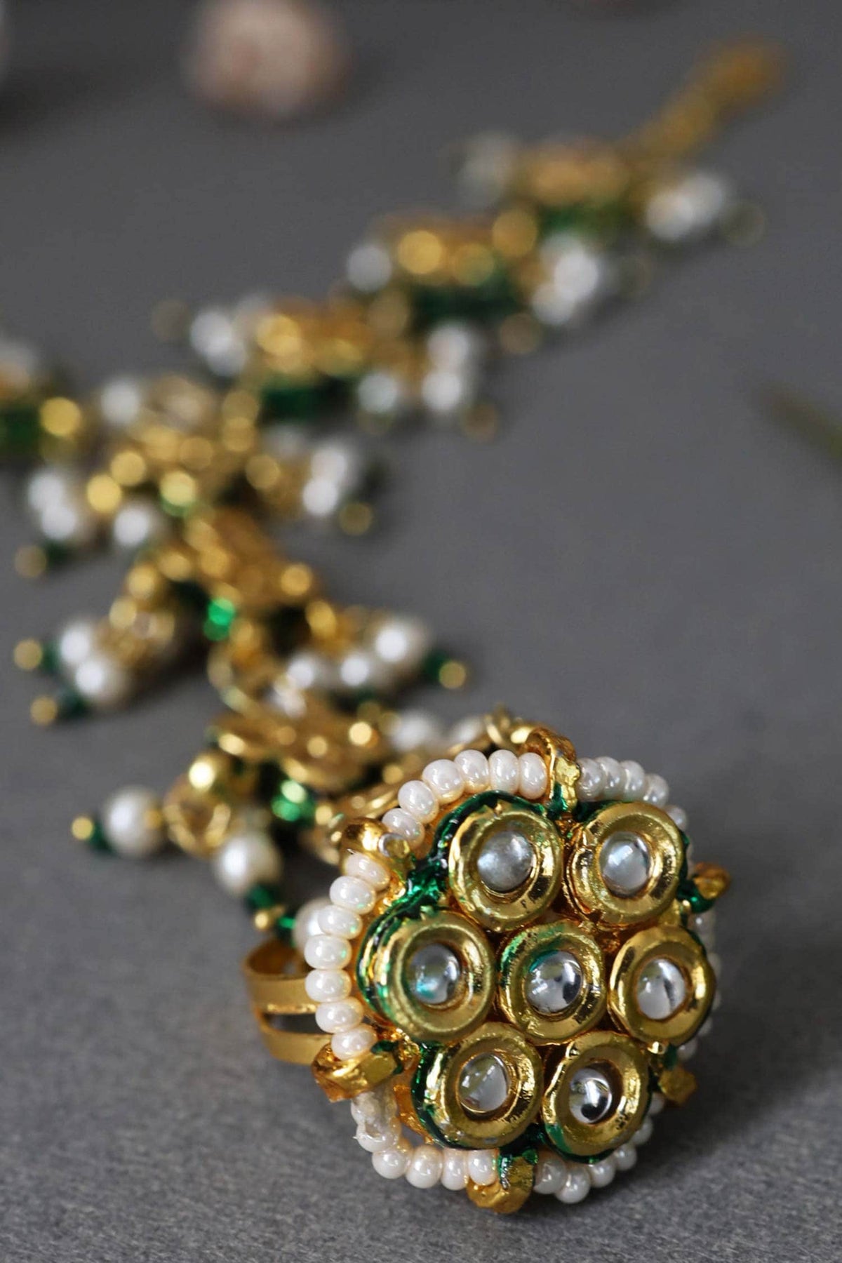 Kundan Hathphool 