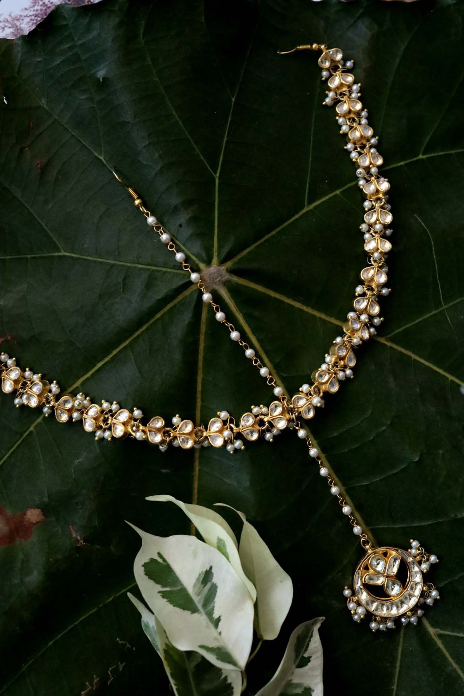 Gold Kundan Mathapatti 