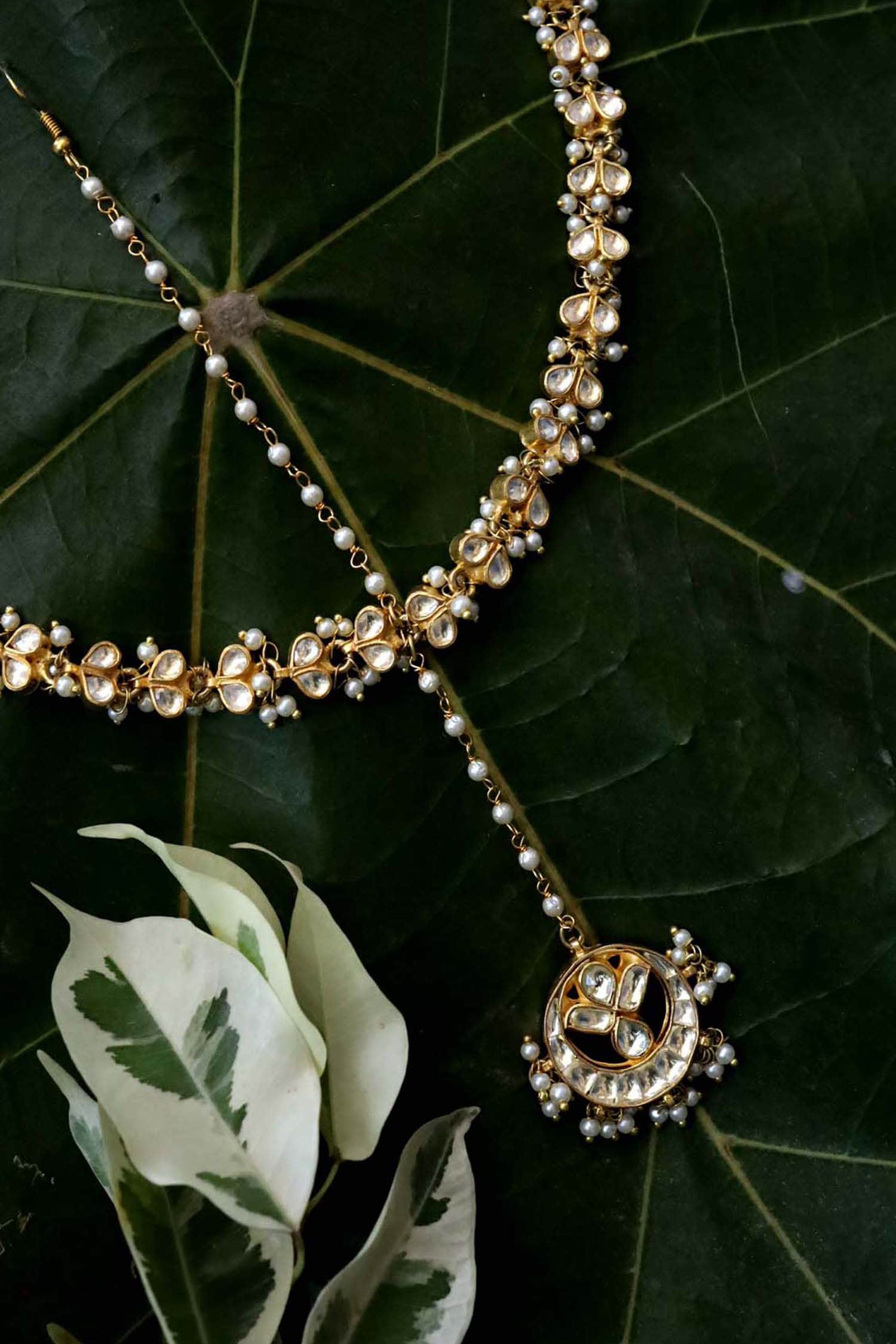Gold Kundan Mathapatti 