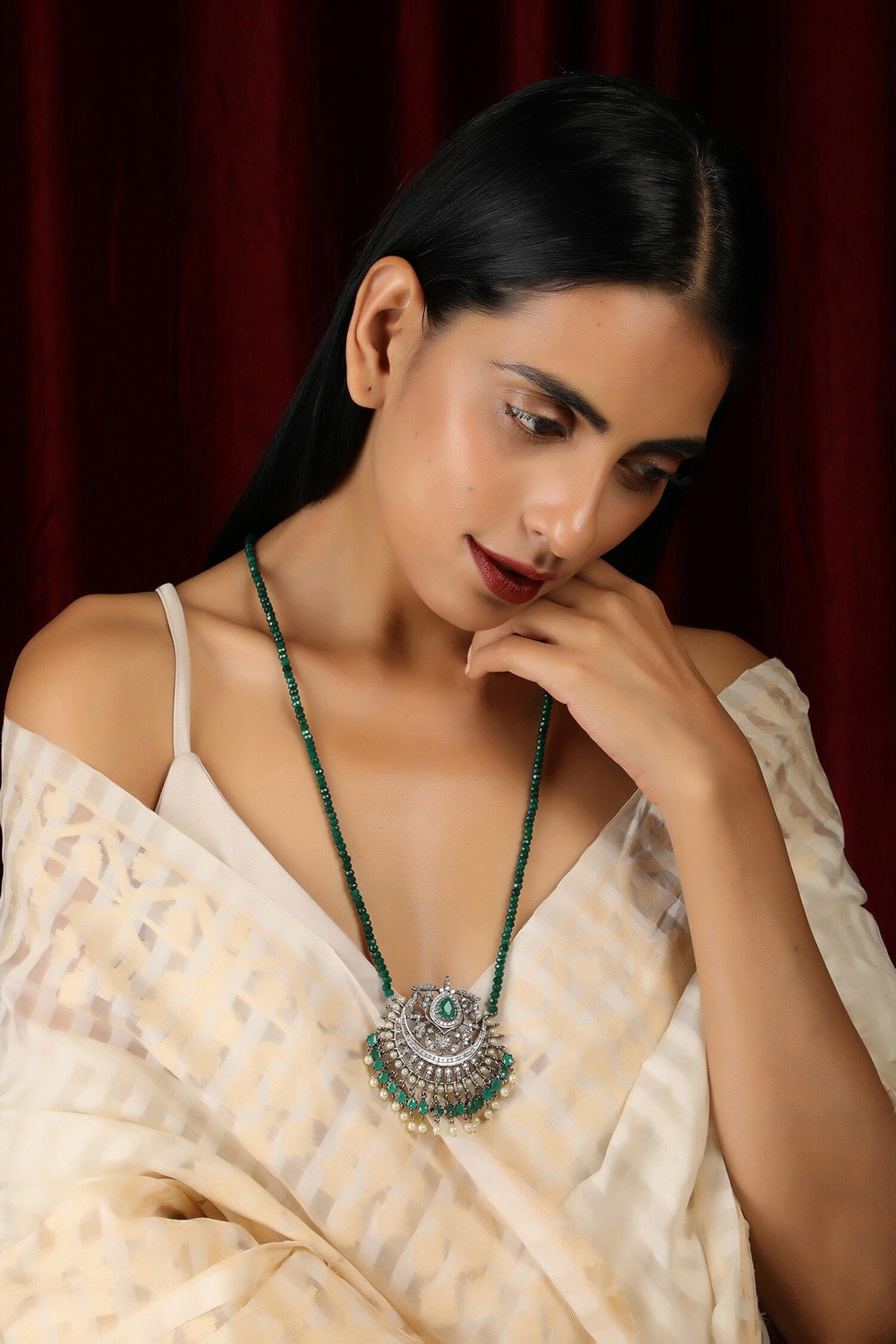 Beaded Pendant Necklace 