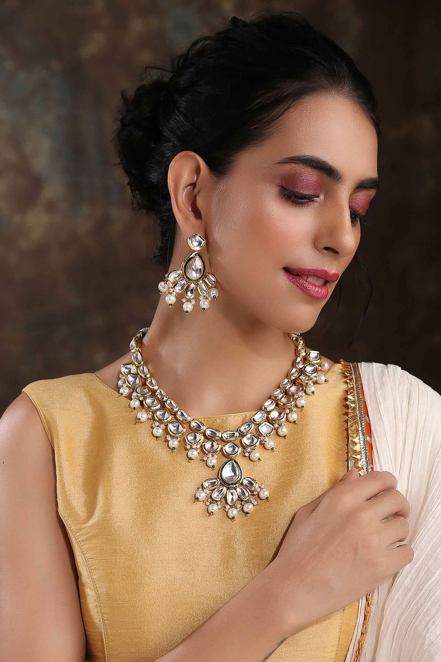 Kundan Pendant Necklace Set 