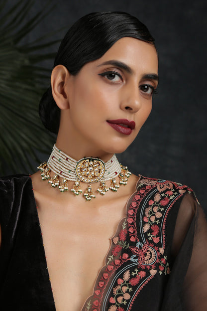  Kundan Floral Pendant Choker 