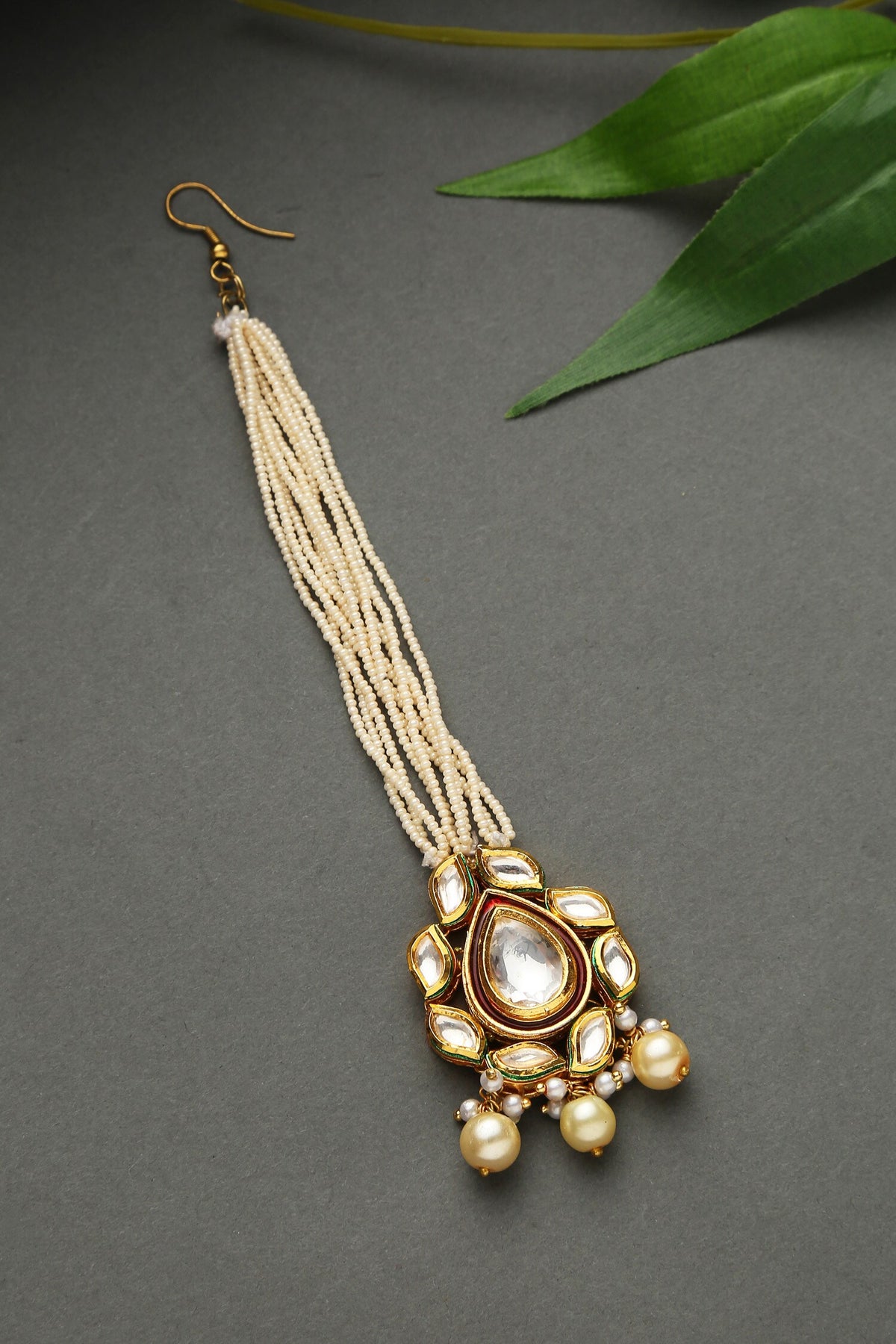 Floral Maangtikka 