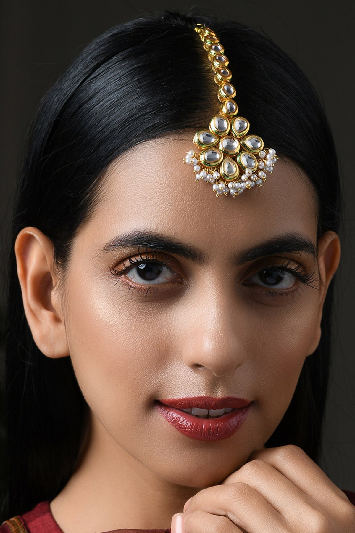 Floral Kundan Maangtikka 