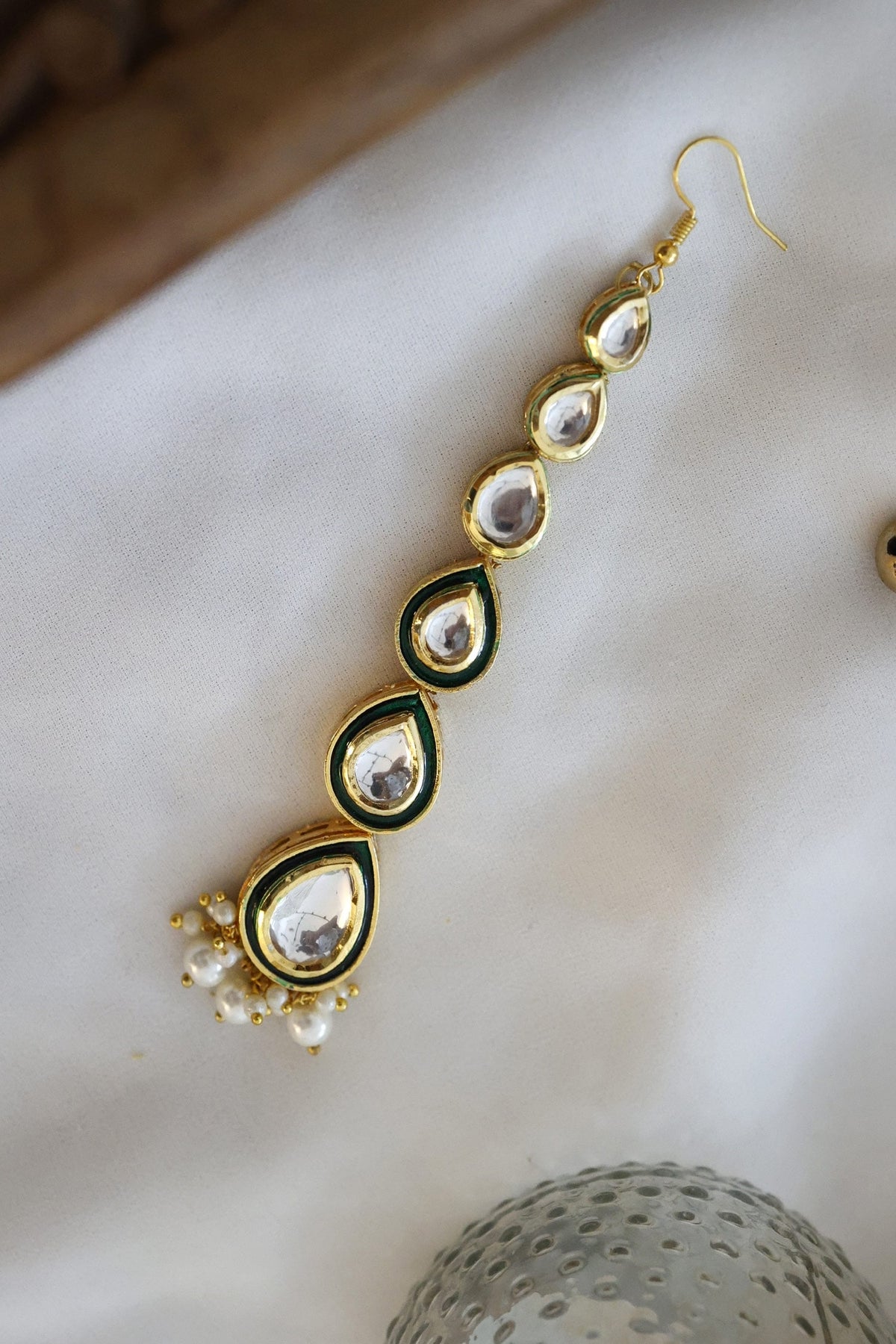 Kundan Maangtikka 