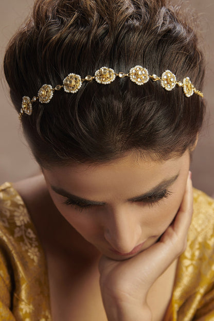 Floral Kundan Embellished Mathapatti 