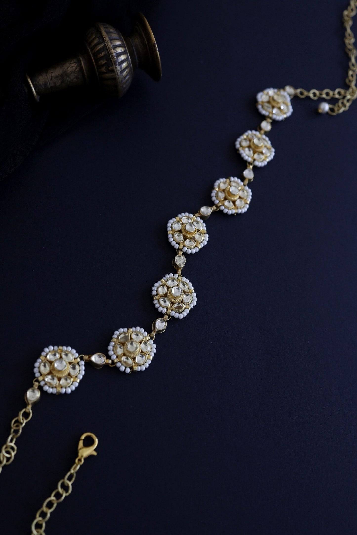 Floral Kundan Embellished Mathapatti 