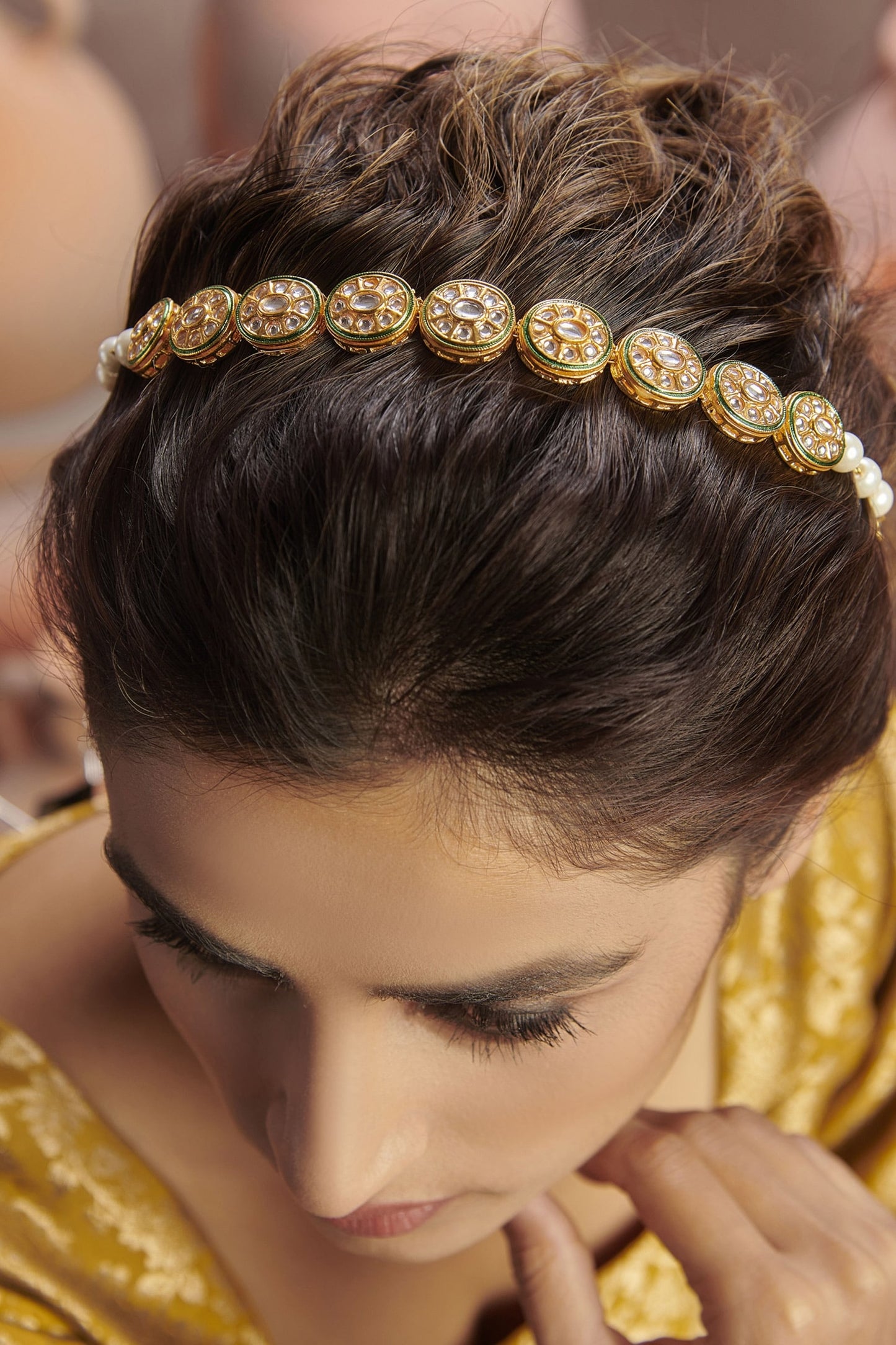 Kundan Pearl Embellished Mathapatti 