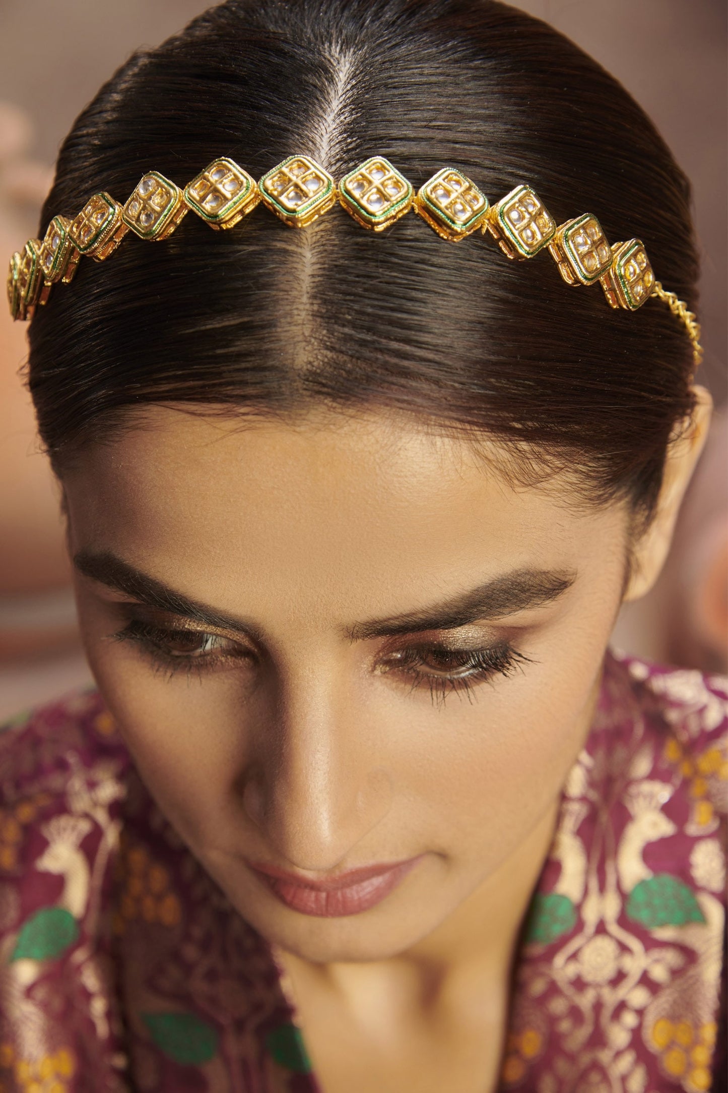 Gold Kundan Embellished Mathapatti 