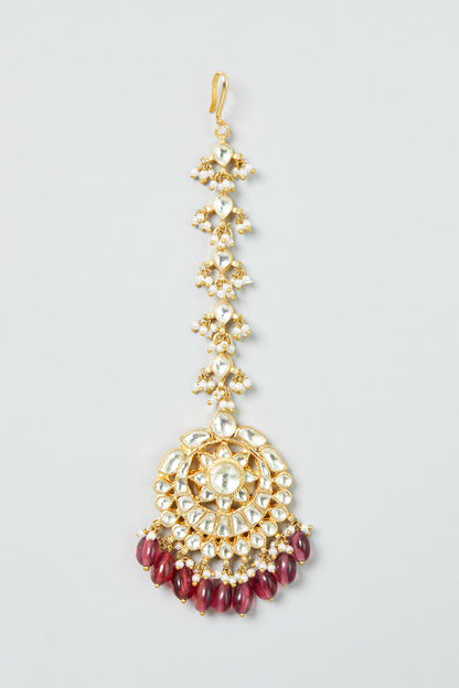 Gold Finish Maang Tikka With Pink Beads