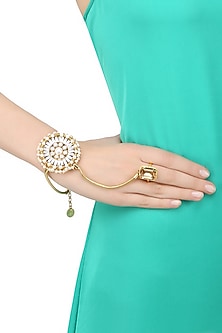 Gold Plated Swarovski Crystal London Eye Hand Harness With Ring