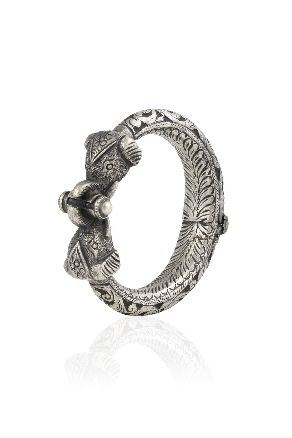 Silver Nestling Peacock Kada/ Bangle