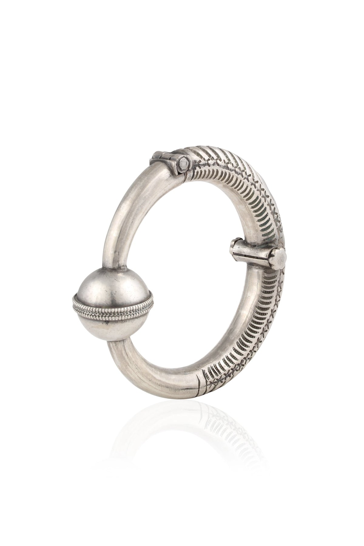 Silver One Bead Head Kada/ Bangle