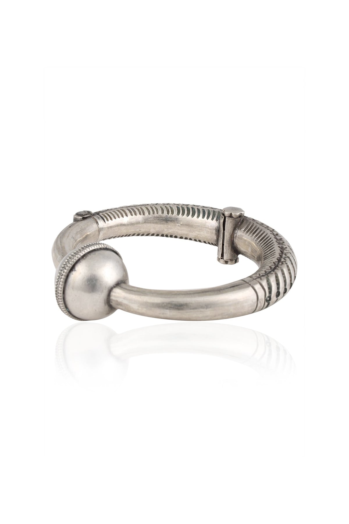 Silver One Bead Head Kada/ Bangle