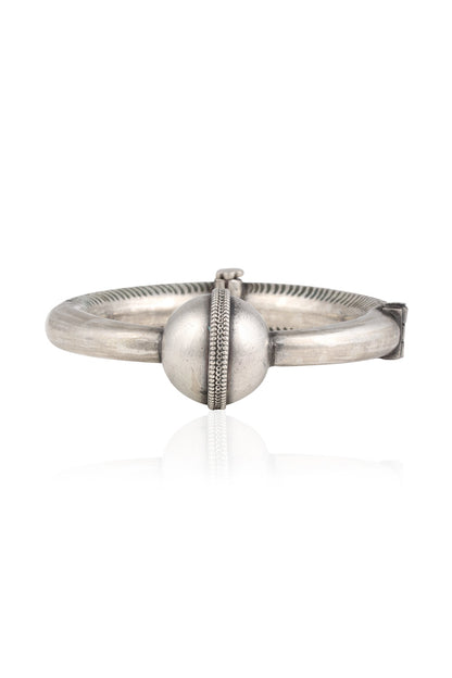 Silver One Bead Head Kada/ Bangle